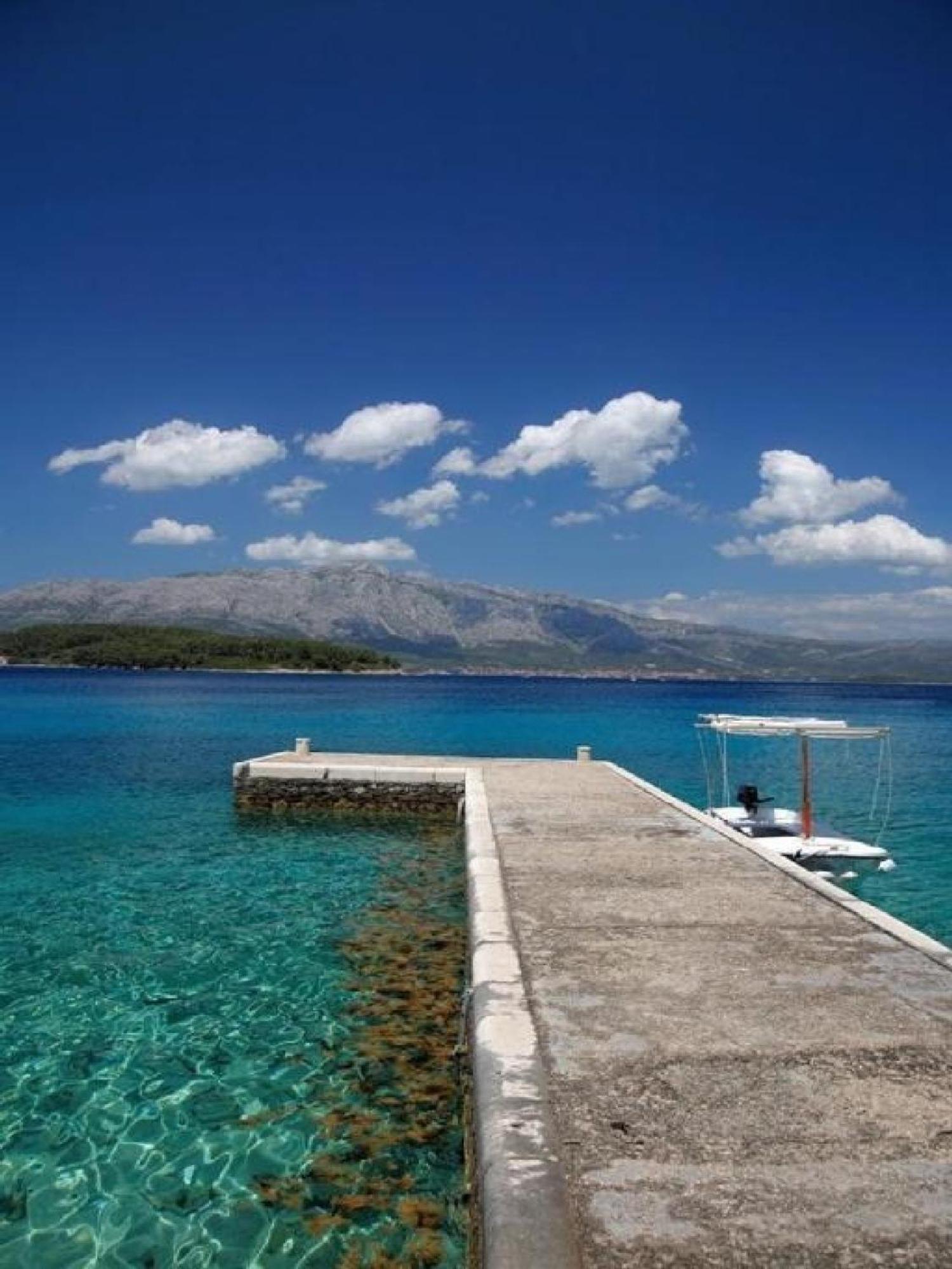 Lumbarda Resort Apartments Exterior photo